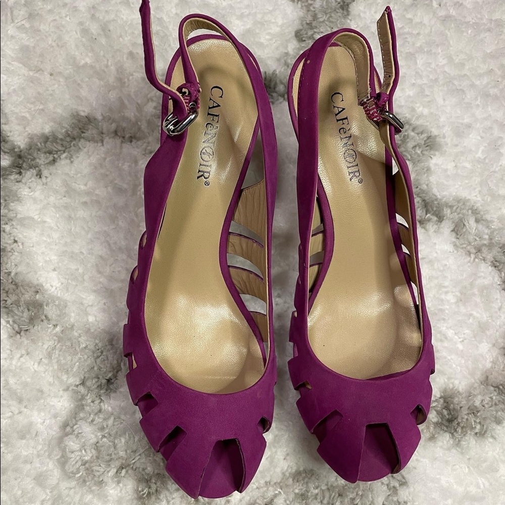 Wedge heels